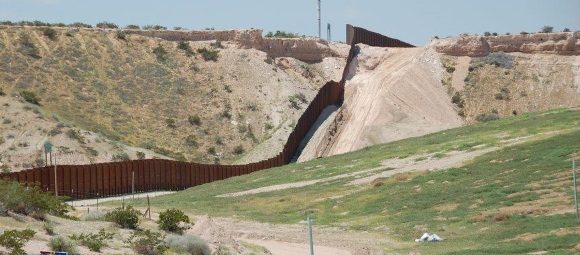 Fencing borders