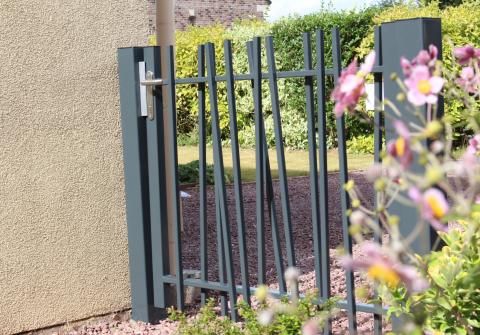 CreaZen swing gate - France