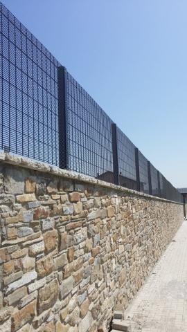 Securifor 2D - Reggio Emilia - Italy