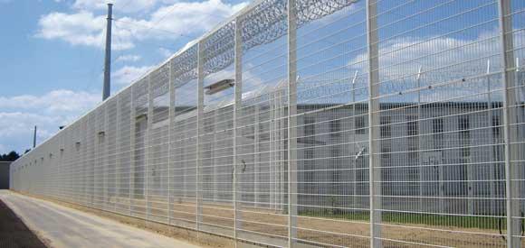 Securifor on prison